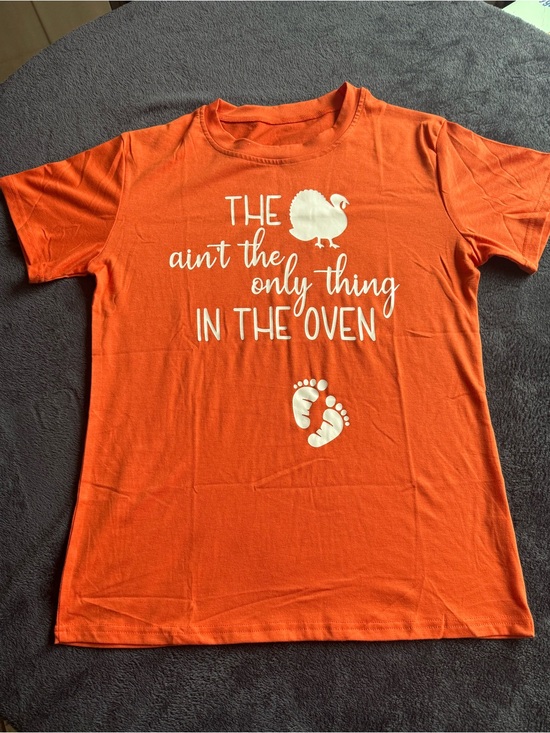 Tops - Orange Short-Sleeve Graphic Tee — Pregnancy Announcement Design
